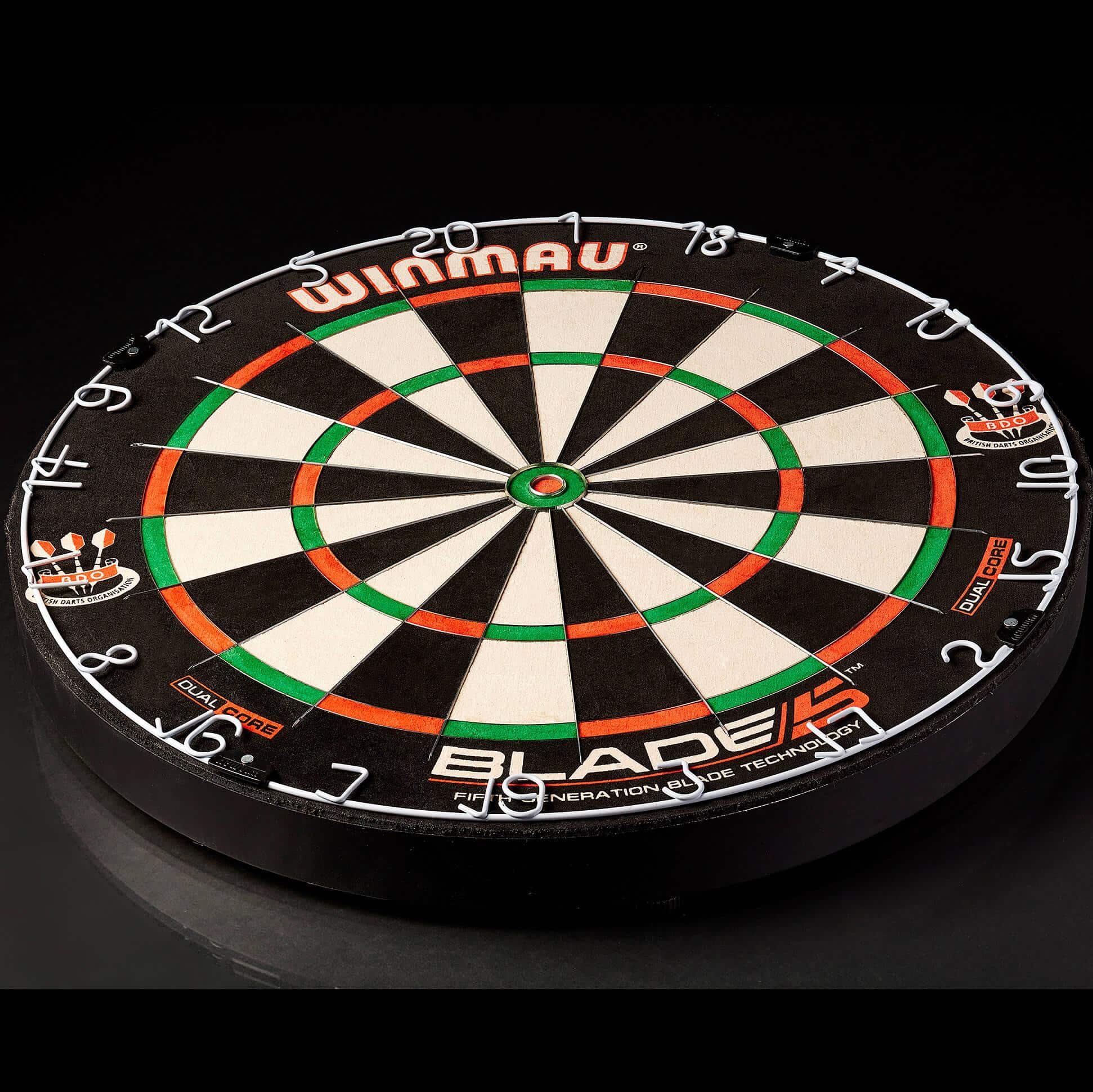 Dartscheibe dämmen 1x1 » Tipps für Steel- & E-Dartscheiben